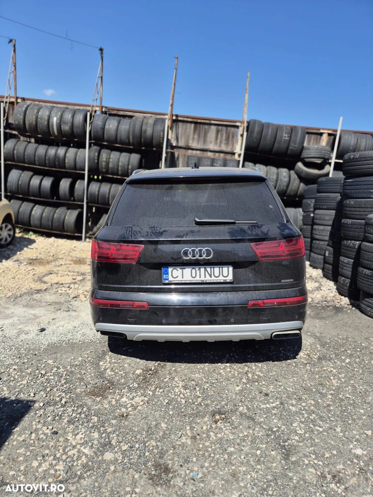 Audi Q7 3.0 TDI Quattro Tiptronic - 5