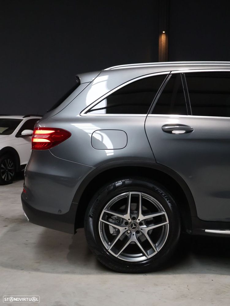 Mercedes-Benz GLC 250 d 4Matic 9G-TRONIC AMG Line - 13