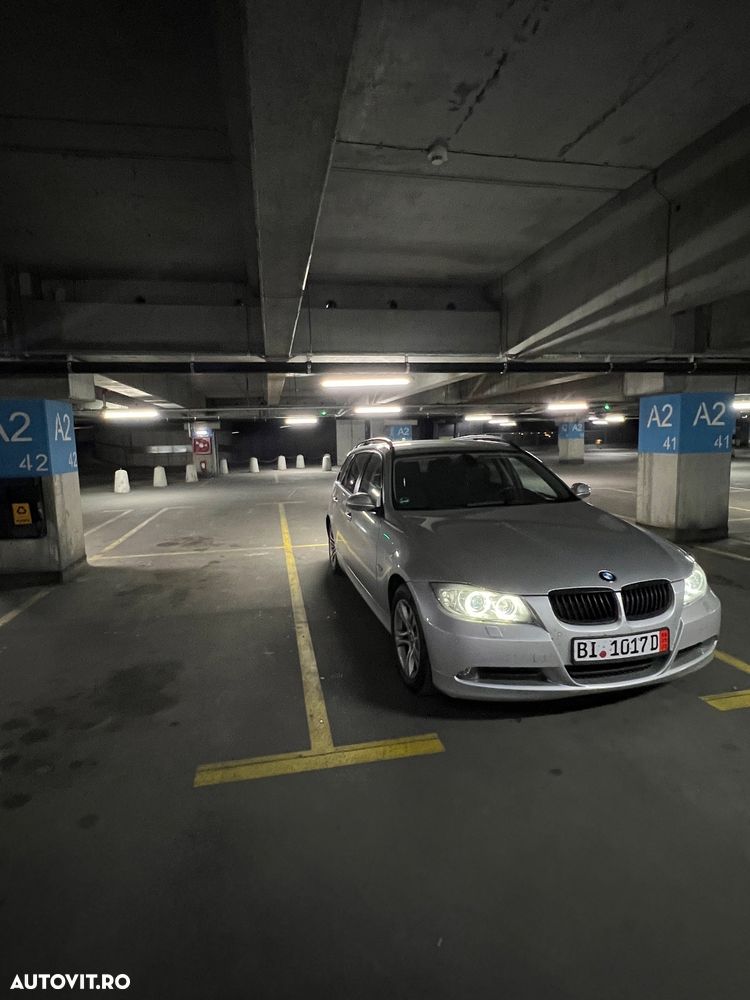 BMW Seria 3 318d DPF Touring - 1