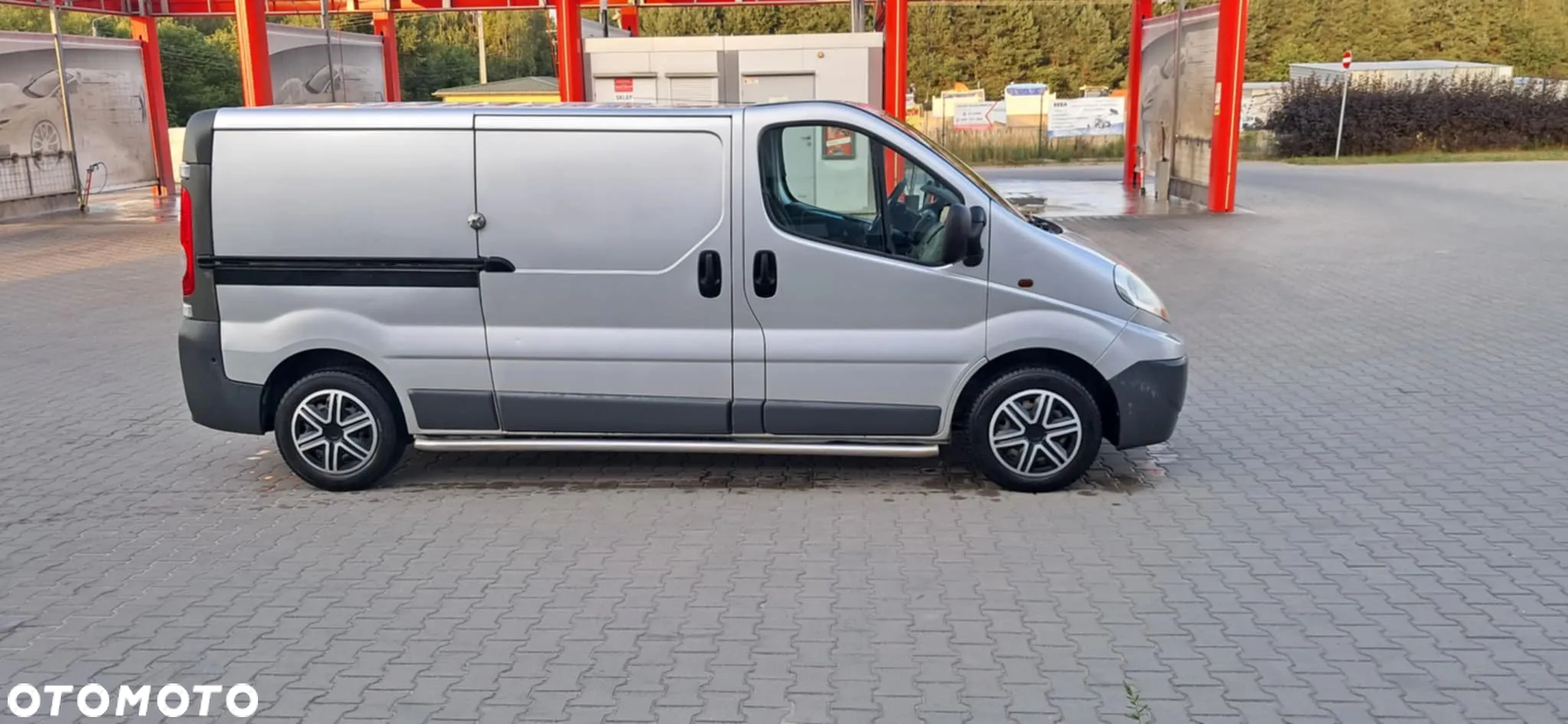 Renault TRAFIC - 6