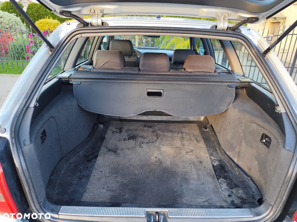 Audi A4 Avant - 30