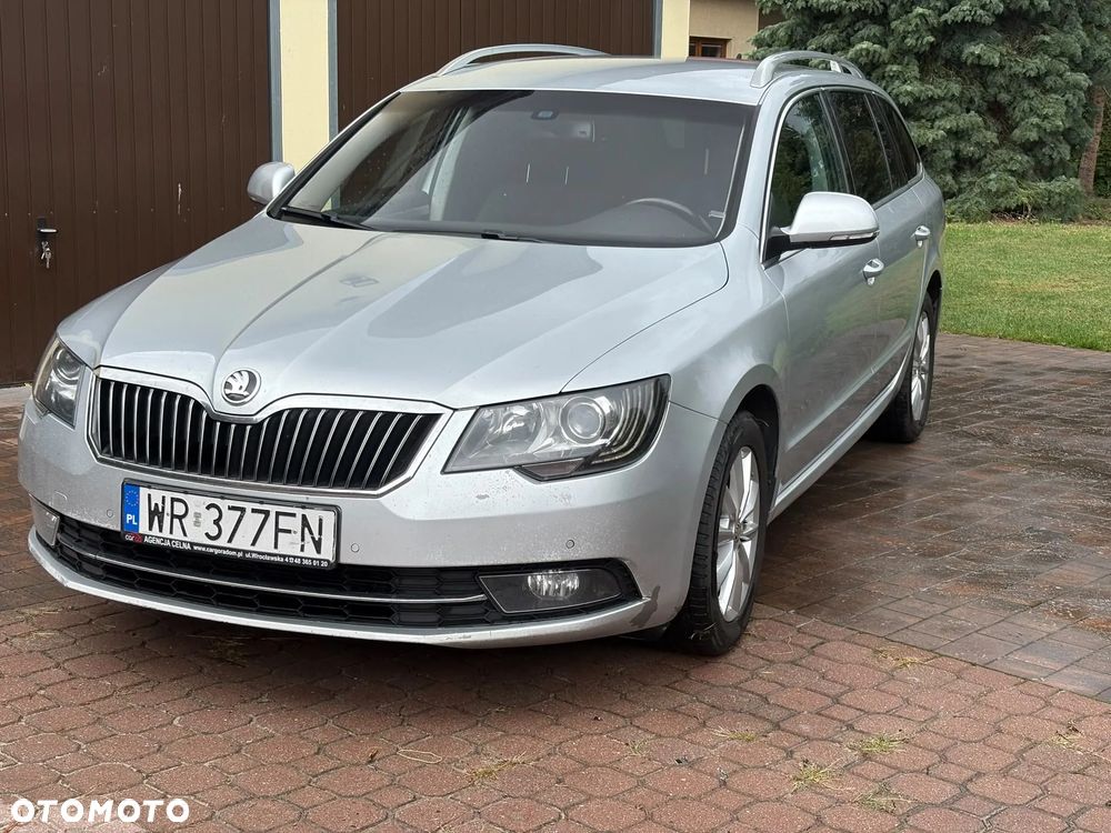 Skoda Superb 2.0 TDI Ambition - 1