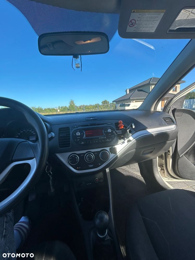 Kia Picanto 1.0 L - 13