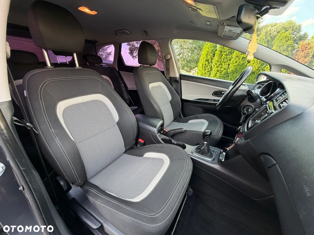 Kia Ceed 1.6 GDI Business Line - 14