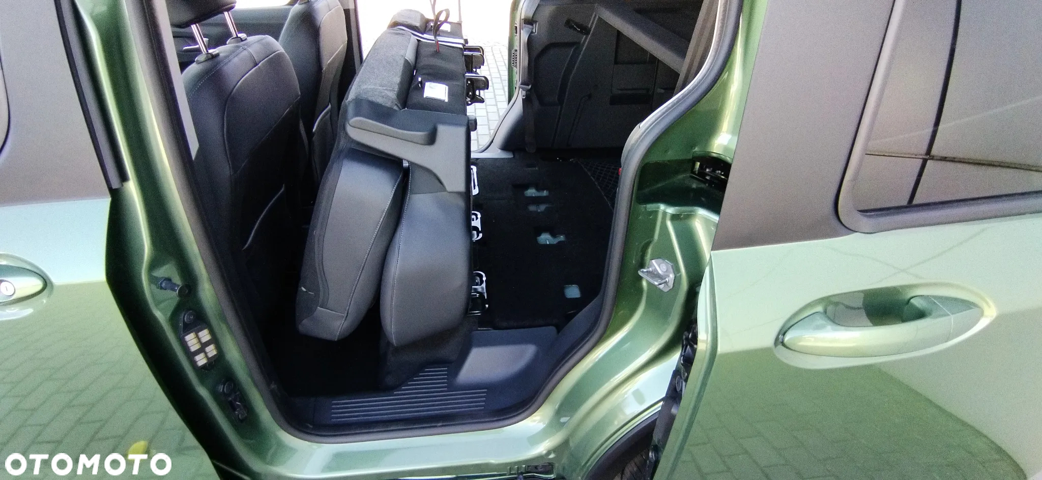 Ford Tourneo Courier - 22