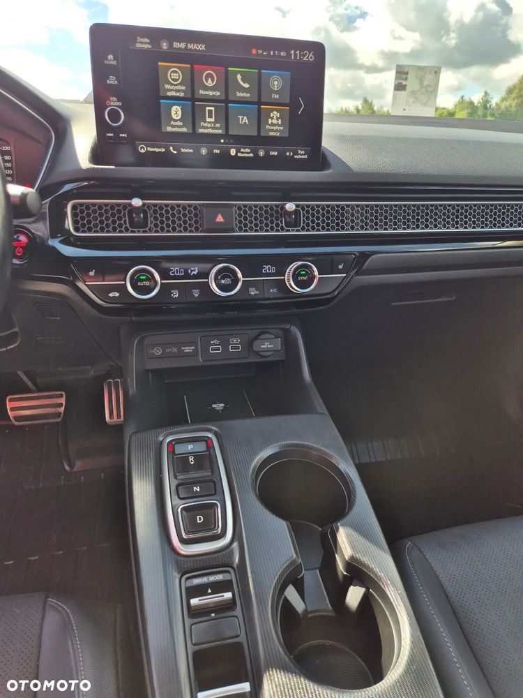 Honda Civic 2.0 i-MMD Advance BSI CVT - 10