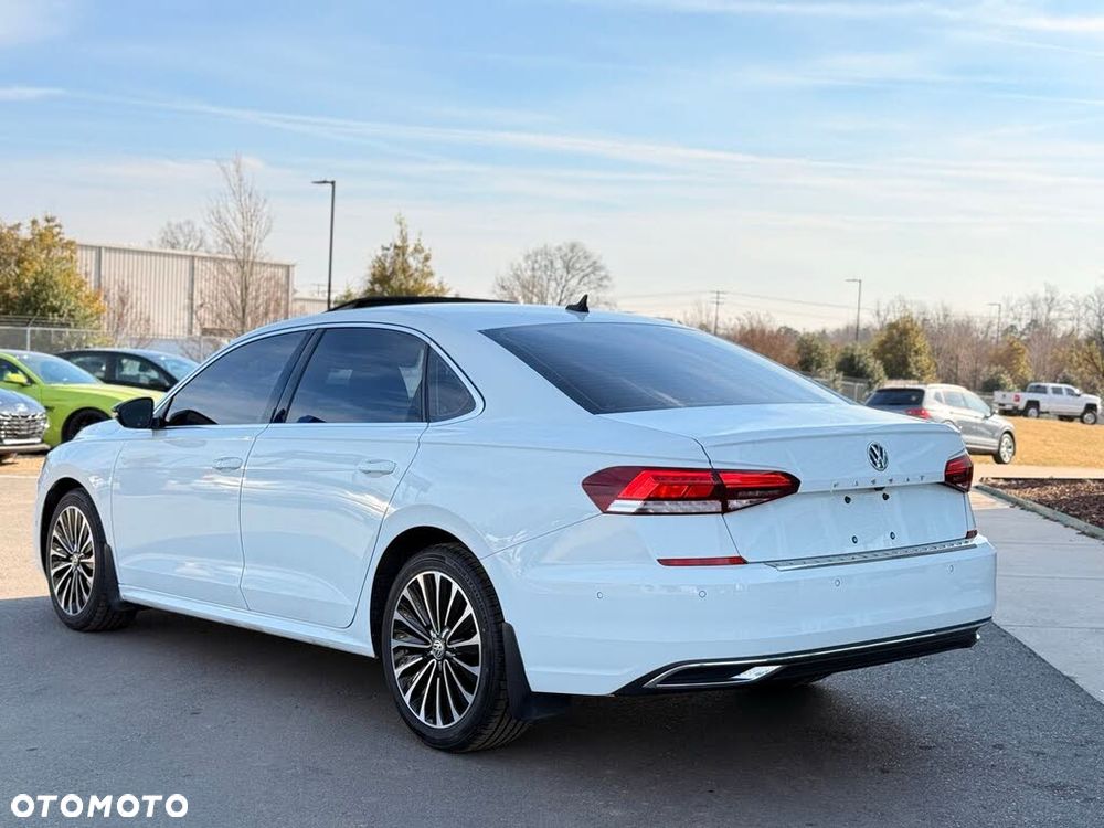 Volkswagen Passat 2.0 TSI Business DSG - 2