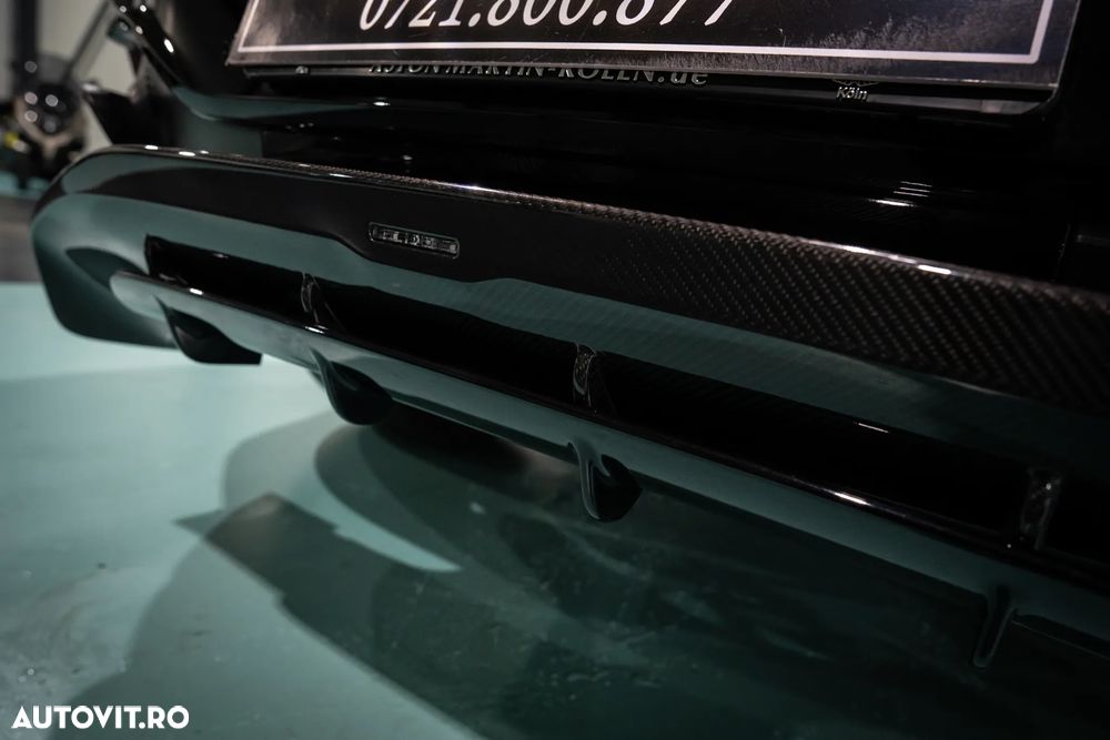 Aston Martin DBX - 35