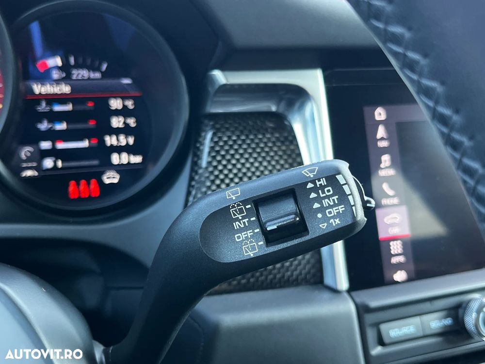 Porsche Macan - 22