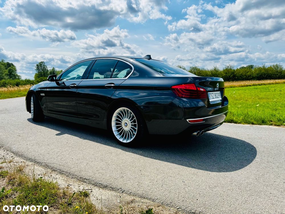 BMW Seria 5 520d xDrive Luxury Line - 2