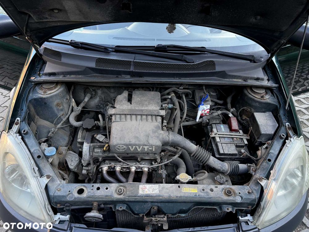 Toyota Yaris - 1
