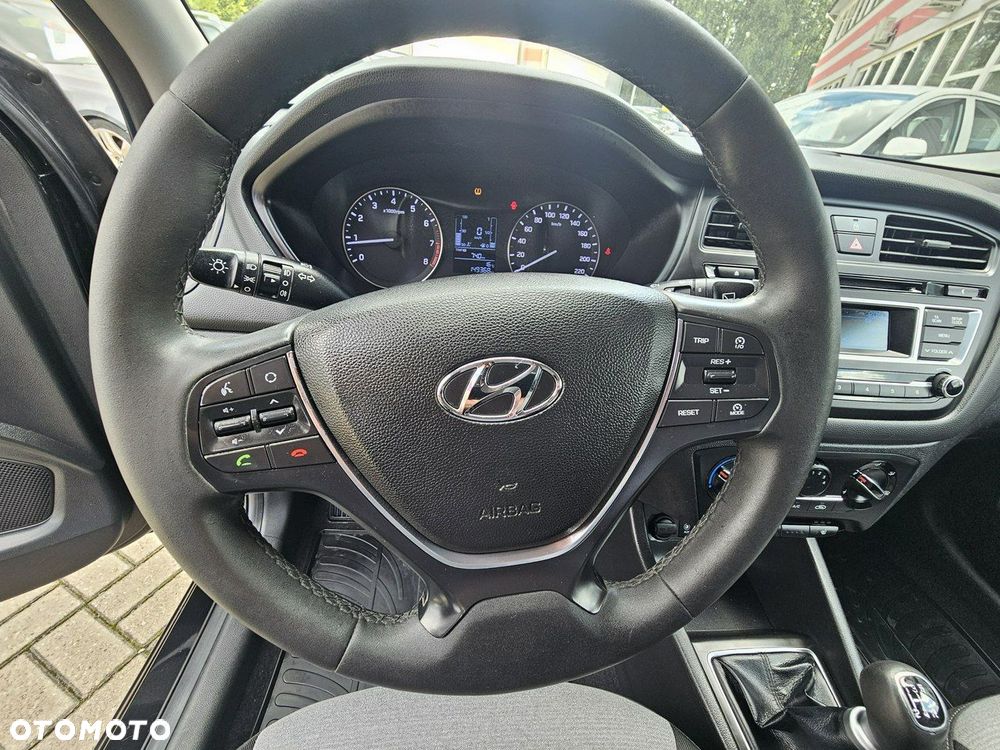 Hyundai i20 - 22