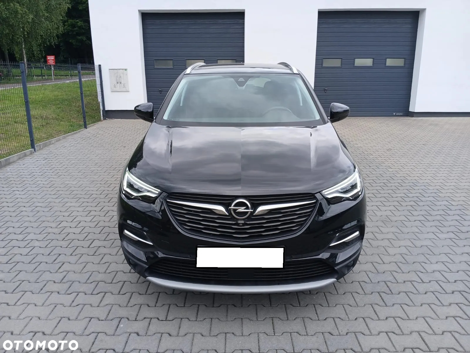 Opel Grandland X Plug-in-Hybrid4 1.6 DI Start/Stop Business INNOVATION - 4