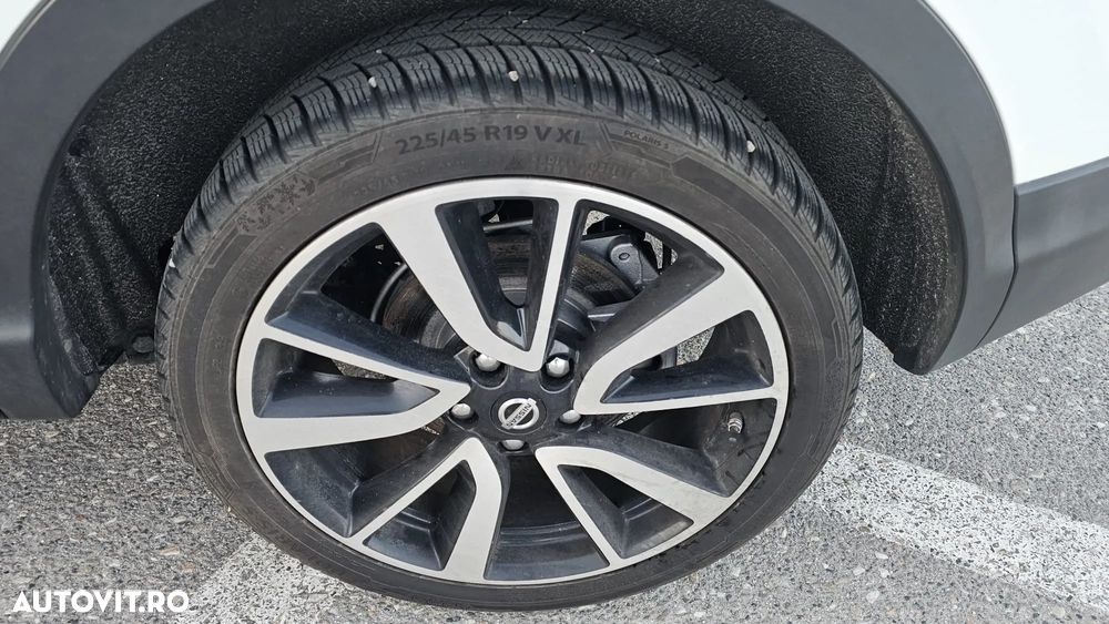 Nissan Qashqai 1.6 DCI Xtronic TEKNA+ - 12