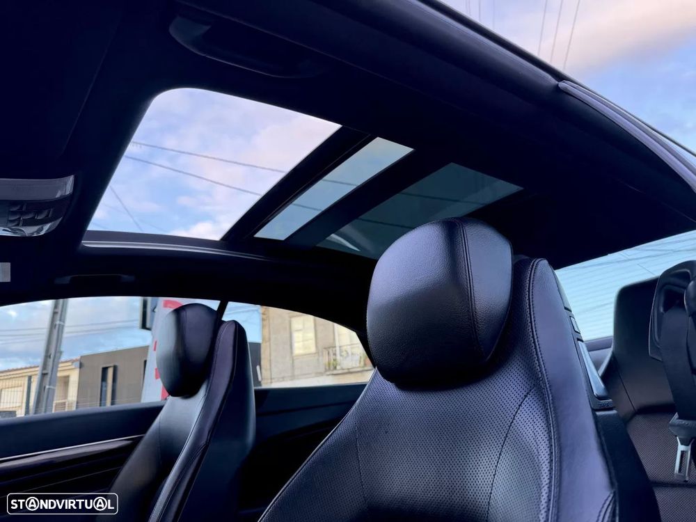 Mercedes-Benz E 220 CDi BlueEfficiency Auto - 31