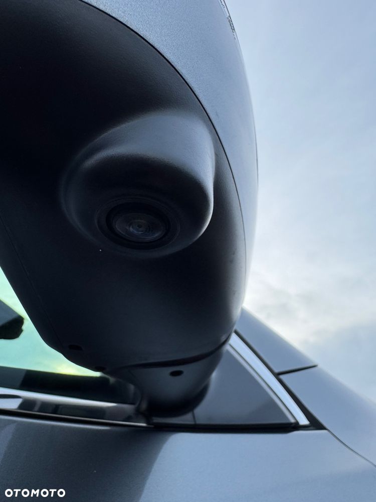 Nissan Qashqai 1.6 DCi TEKNA+ - 31