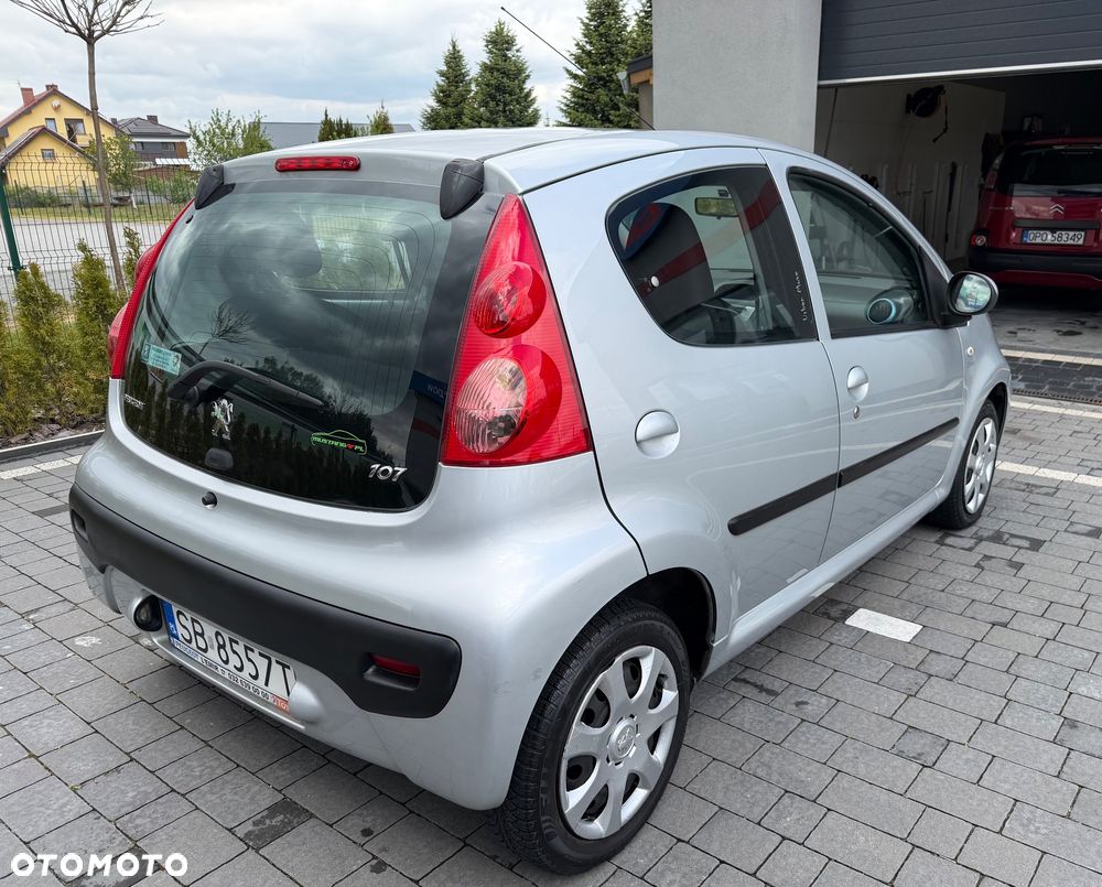 Peugeot 107 1.0 Urban Move - 9