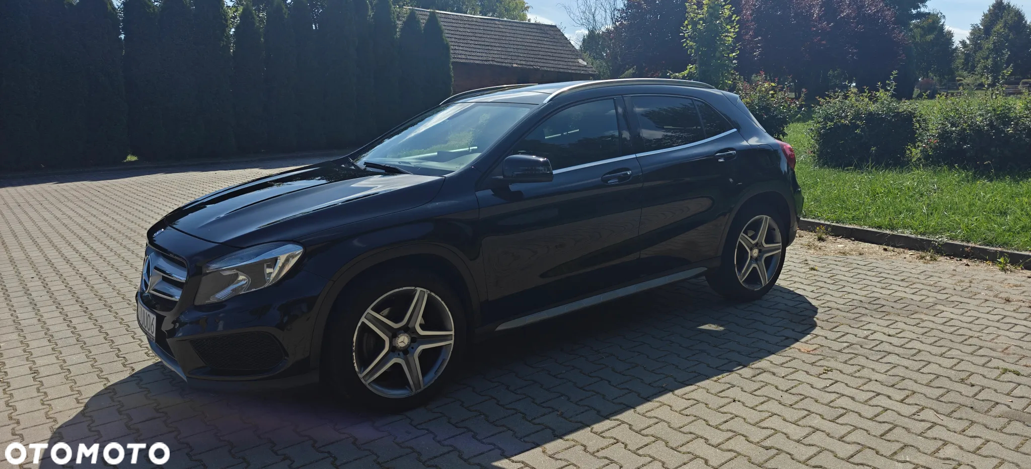 Mercedes-Benz GLA 250 4Matic 7G-DCT AMG Line