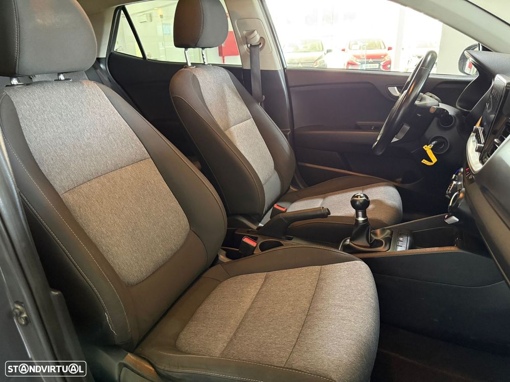 Kia Stonic 1.2 Dynamic - 18