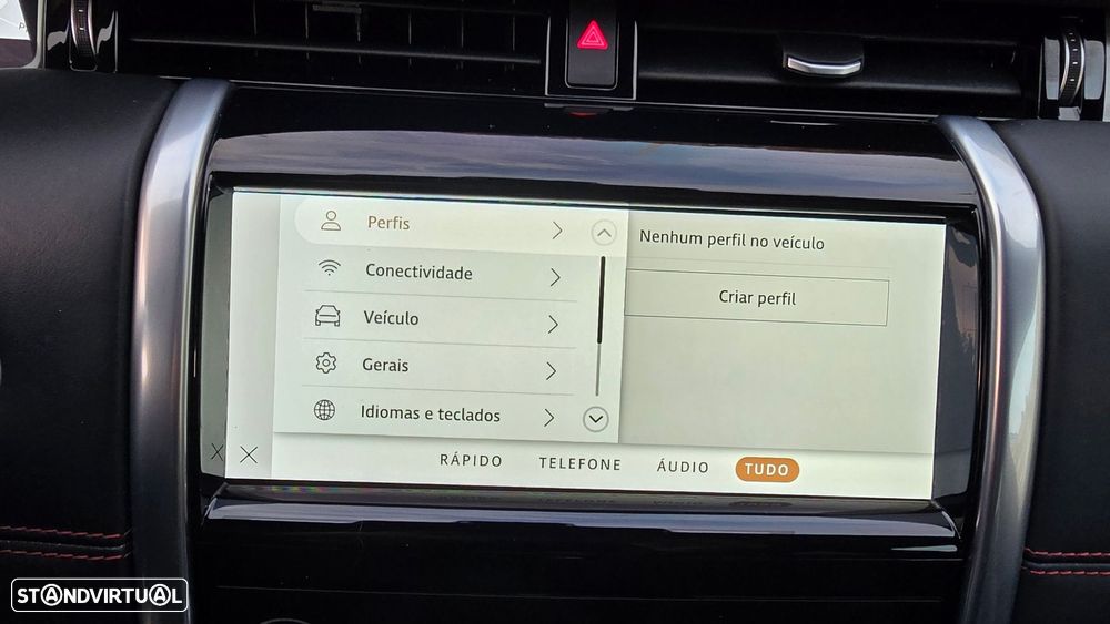 Land Rover Discovery Sport - 31