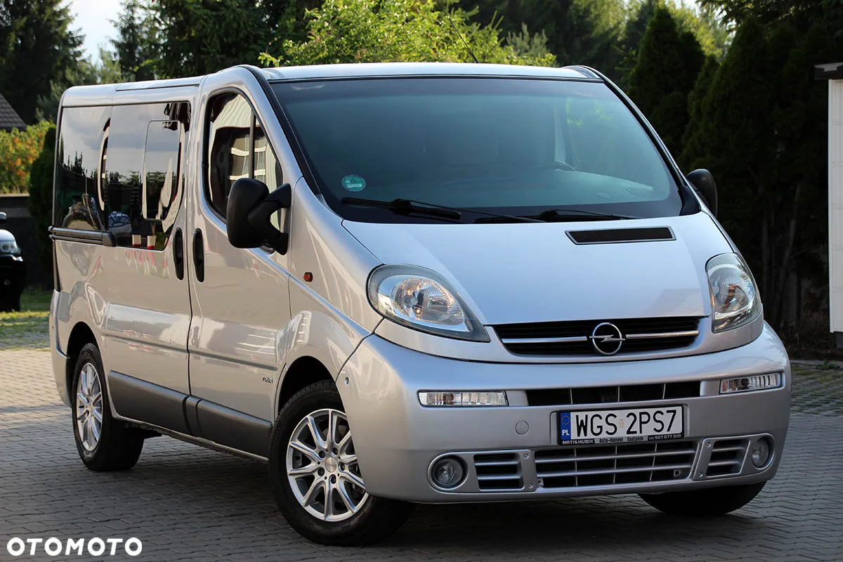 Opel Vivaro DTI Tour - 2
