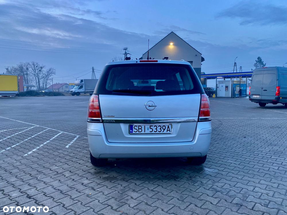 Opel Zafira 1.6 Essentia - 6