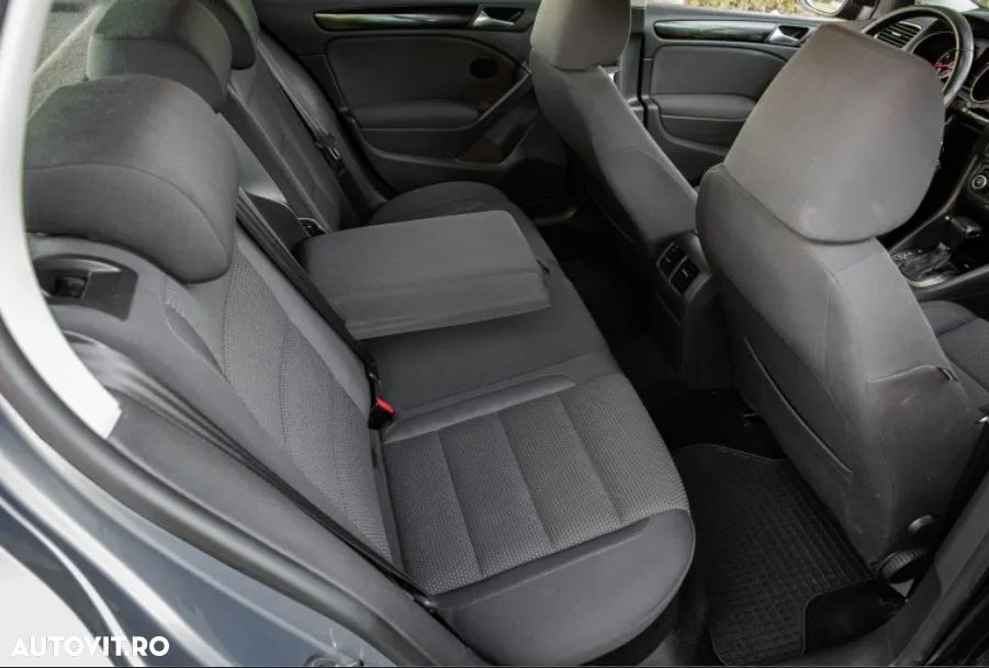 Volkswagen Golf Variant 2.0 TDI DPF DSG Highline - 21