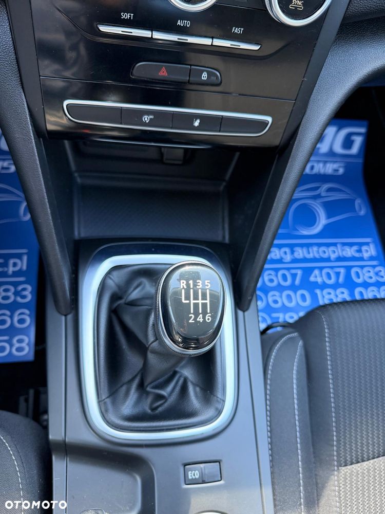 Renault Megane BLUE dCi 115 INTENS - 24