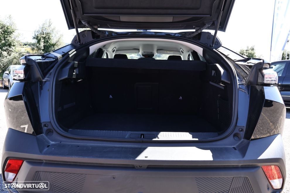 Peugeot 408 1.6 Hybrid Allure e-EAT8 - 18