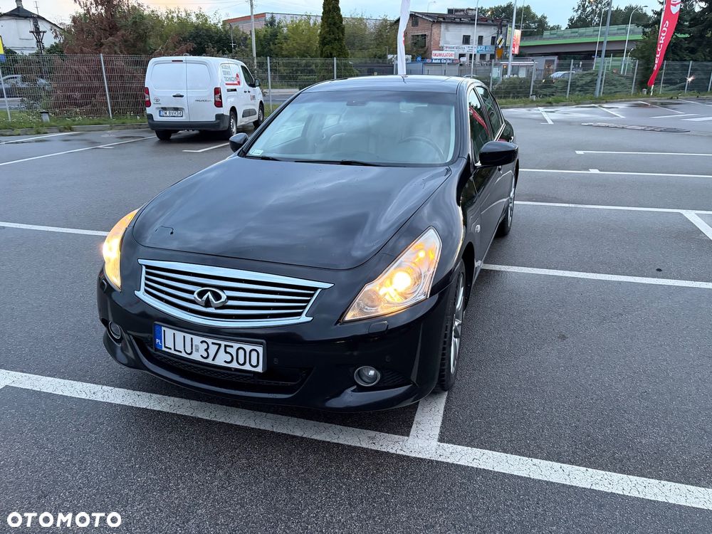 Infiniti G AWD - 2