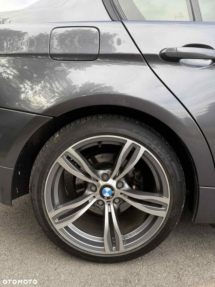 BMW Seria 3 318i - 10