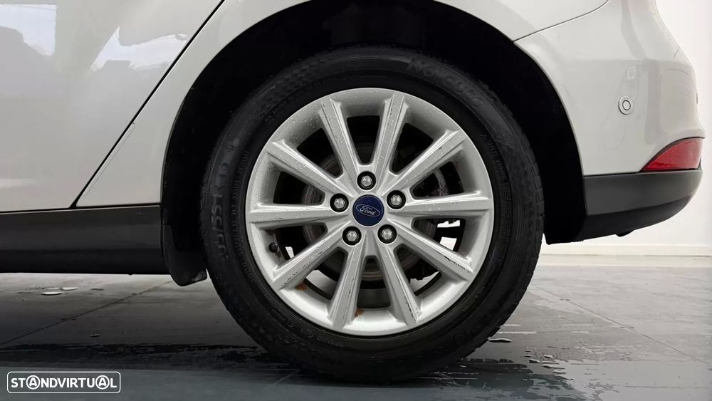 Ford Focus 1.0 EcoBoost Titanium - 14