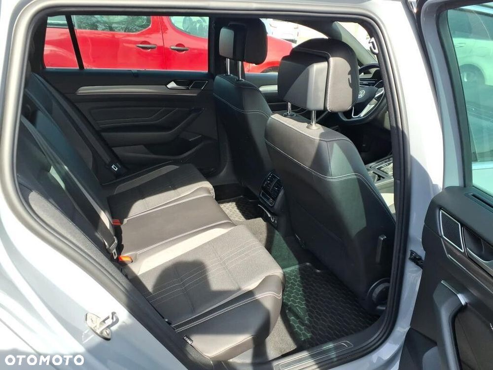 Volkswagen Passat Alltrack 2.0 TDI 4Mot DSG - 6