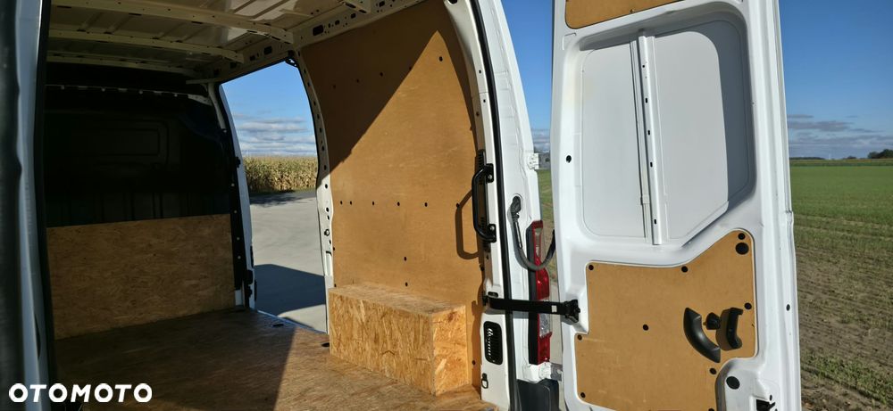Renault Master - 31