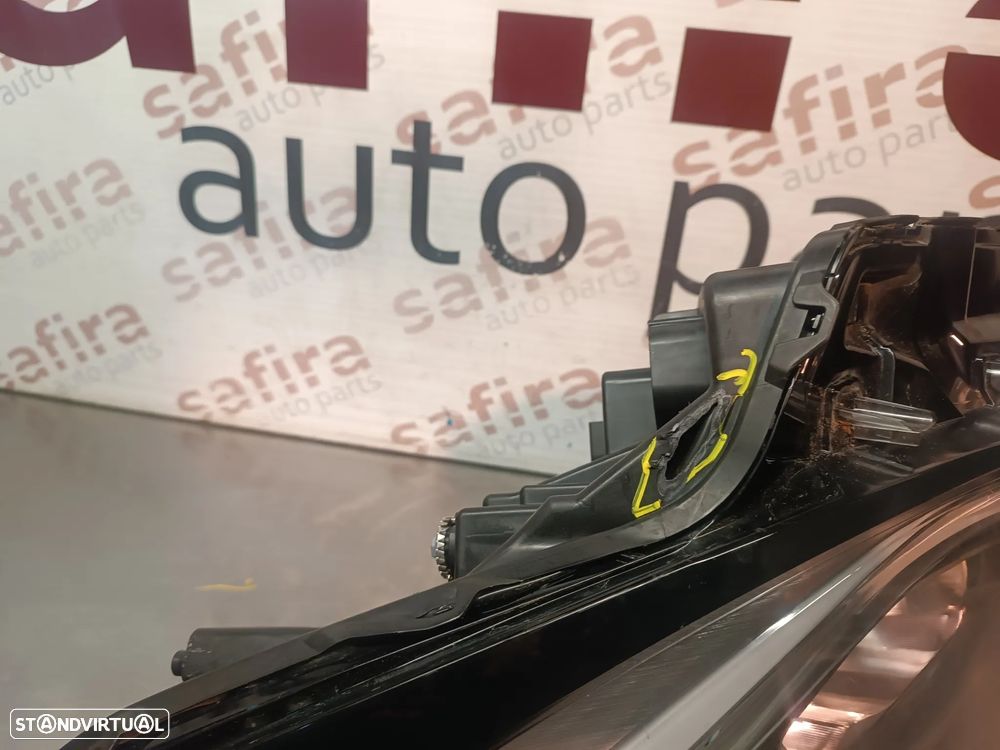 ÓTICA / FAROL TOYOTA AYGO X 2022-2025 - ESQUERDO 02A29318 (APOIOS PARTIDOS) - 14