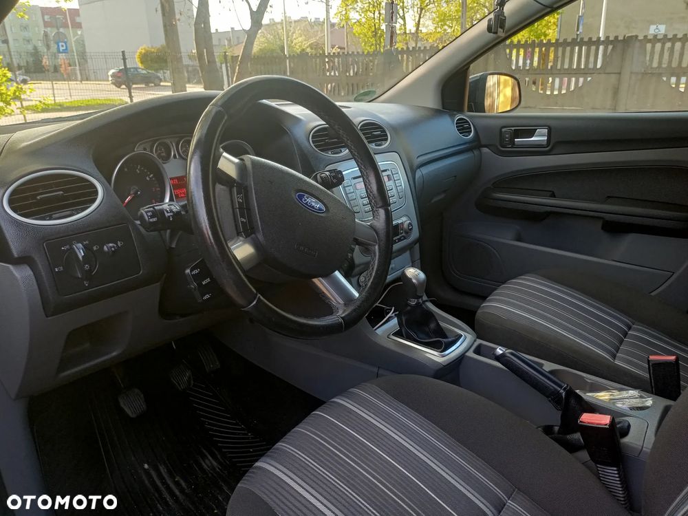 Ford Focus 1.6 Amber X - 25