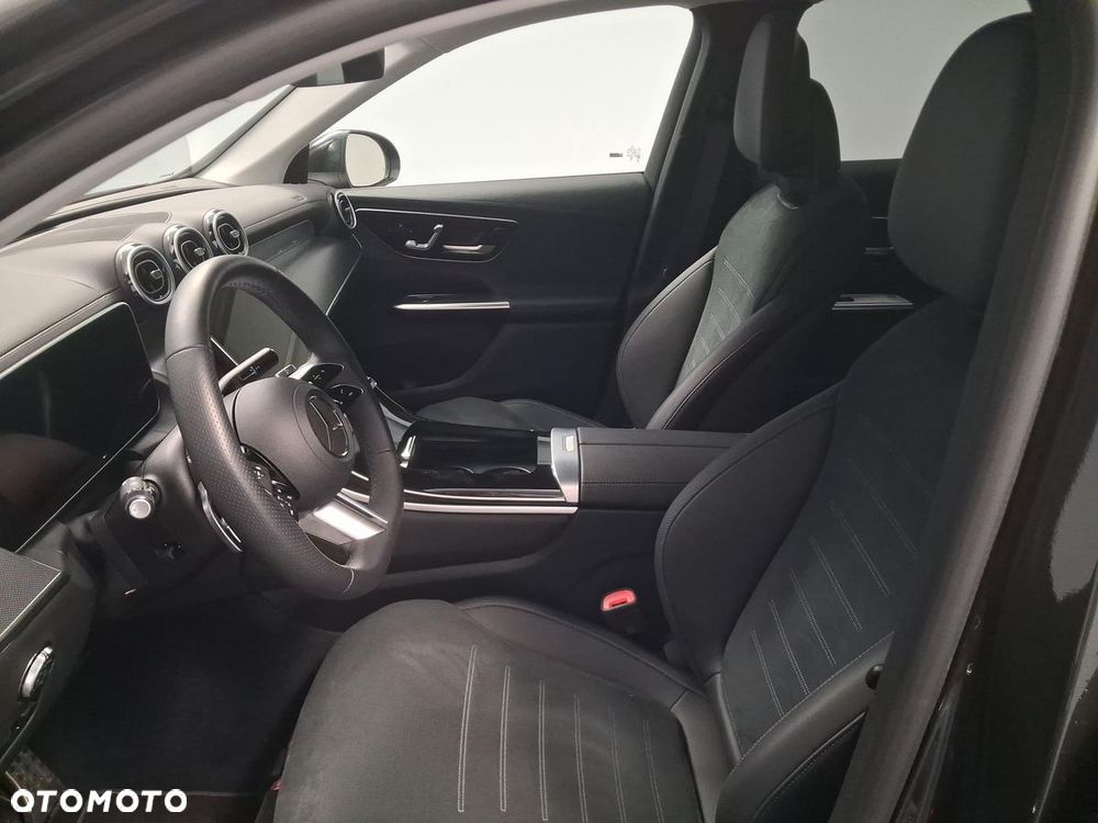 Mercedes-Benz GLC 300 e 4-Matic - 13