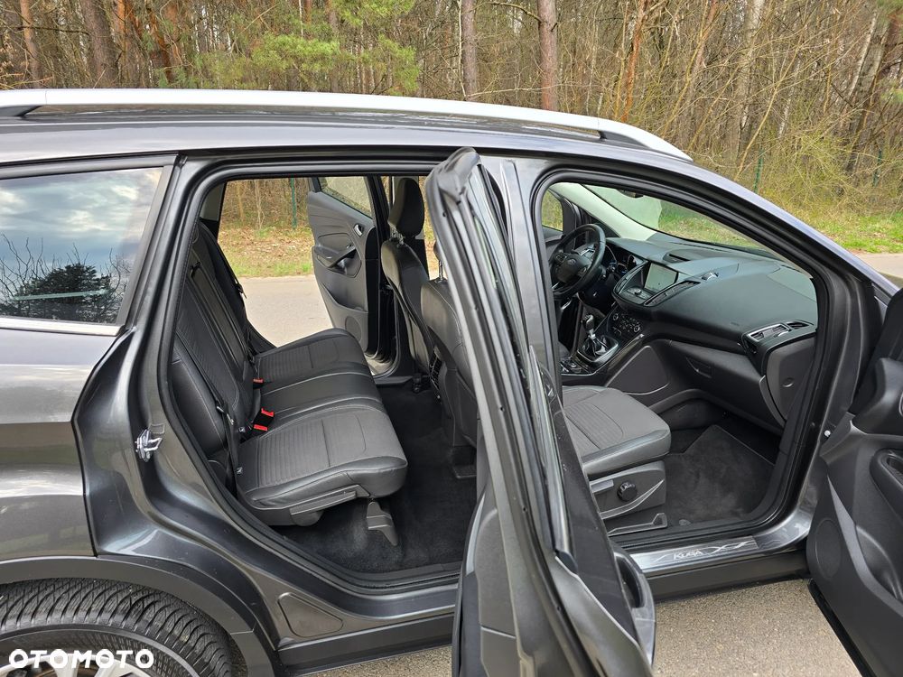 Ford Kuga 1.5 EcoBoost 2x4 Titanium - 21