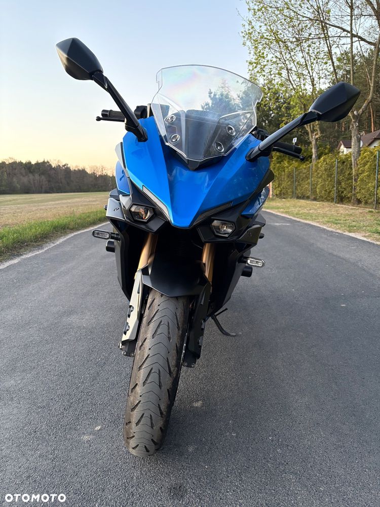 Suzuki GSX 1000 - 2