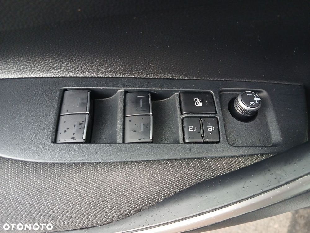 Toyota Corolla 1.8 Hybrid Comfort - 41