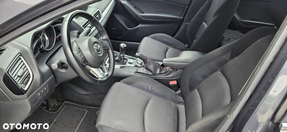 Mazda 3 - 15