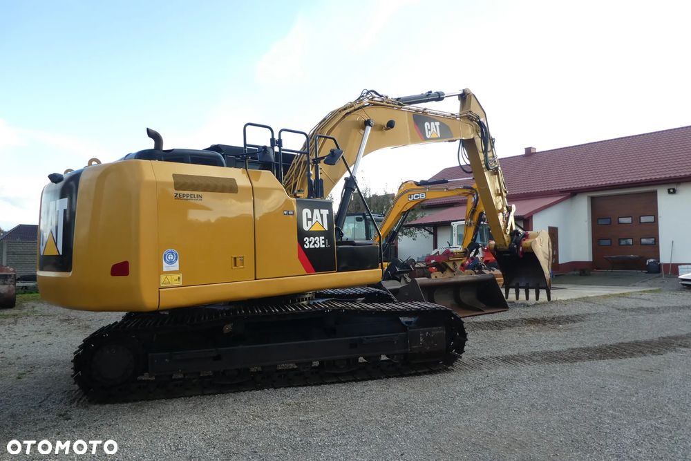 Caterpillar 323 EL Z NIEMIEC DWIE ŁYŻKI - 37