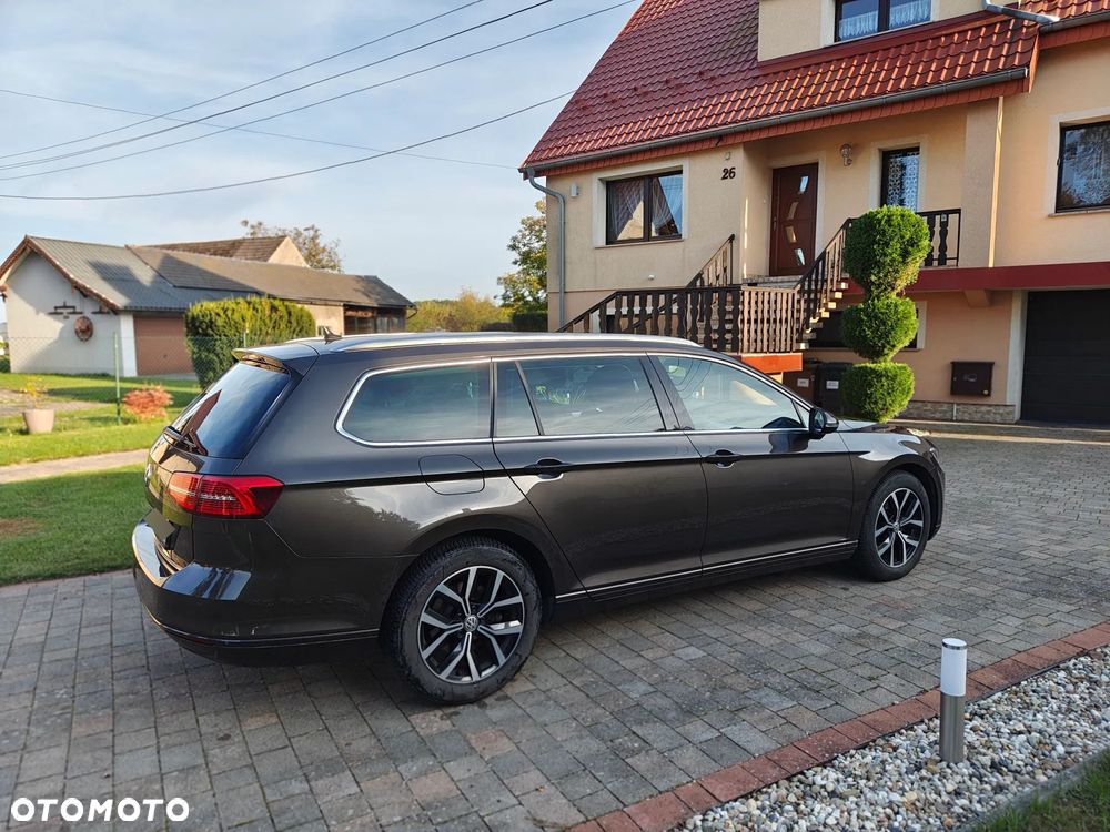 Volkswagen Passat 2.0 TDI SCR Comfortline - 3