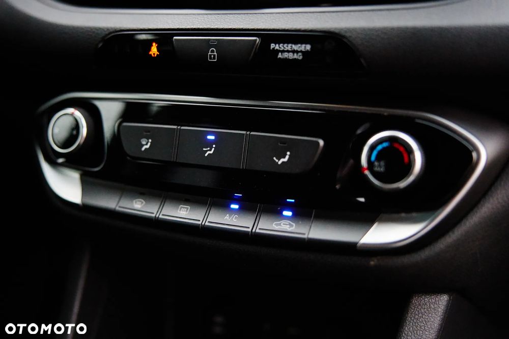 Hyundai i30 1.0 T-GDI Select - 28