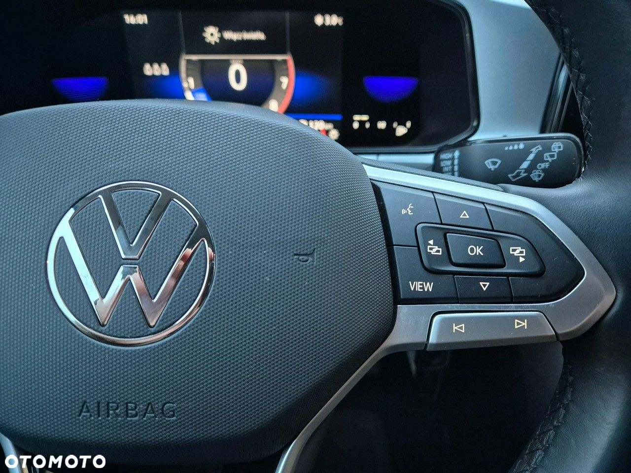 Volkswagen T-Roc - 20