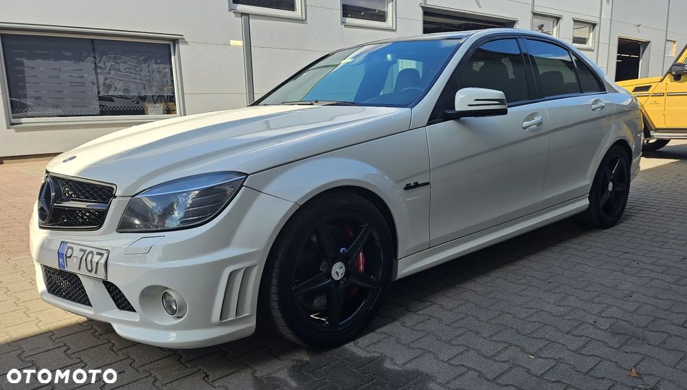 Mercedes-Benz Klasa C 63 AMG 7G-TRONIC - 4