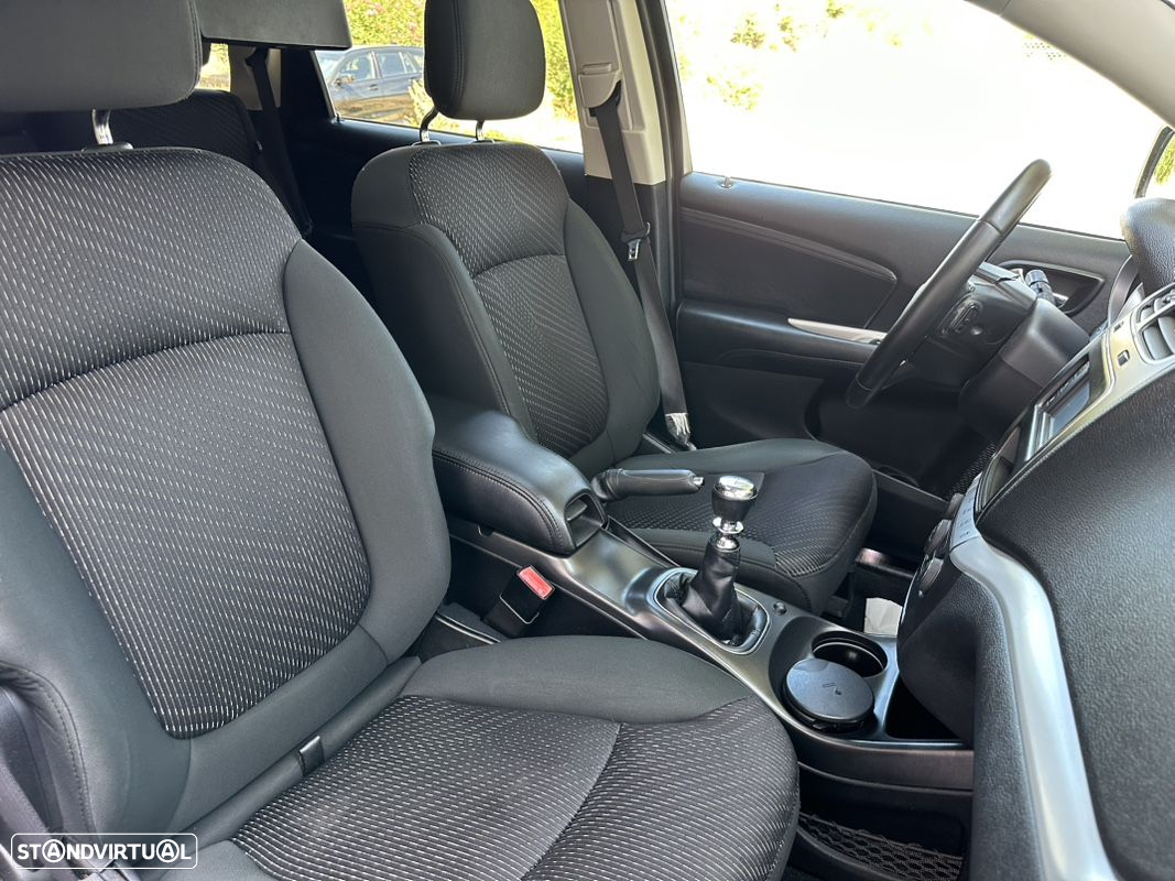 Fiat Freemont 2.0 M-Jet Urban - 6
