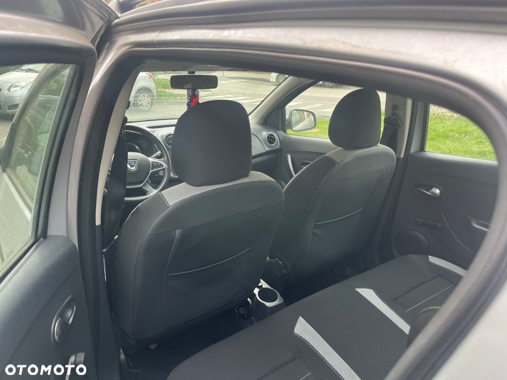 Dacia Sandero - 7