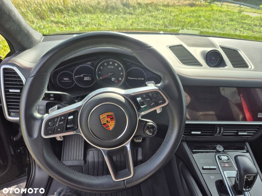 Porsche Cayenne GTS - 17