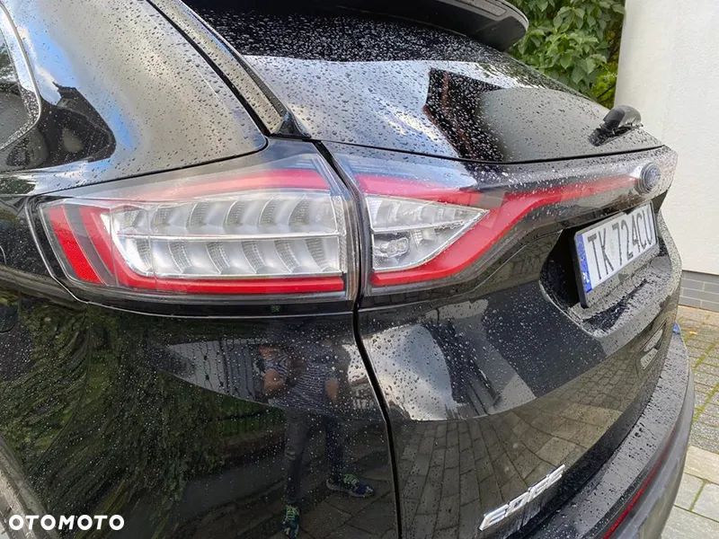 Ford Edge - 36